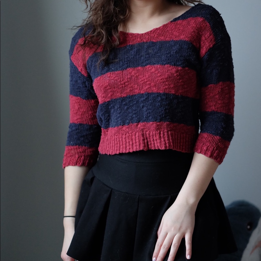 FOREVER 21 Holiday Red and Blue Striped Sweater